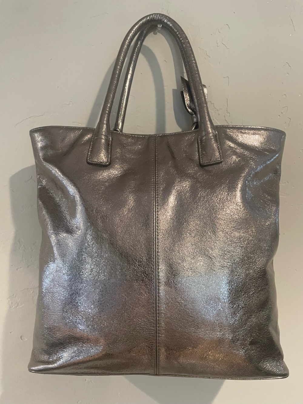 My Flat In London - Jan Hedrick Metallic Pewter Tote Bag with Crown Detail👑👑 - Picture 4 of 13